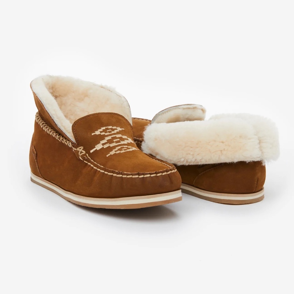 Hair Mari Women’s Alta Tan slipper